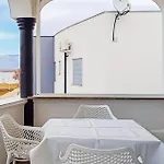 1 Bedroom In * ヴィル