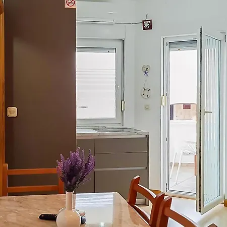 1 Bedroom In アパート