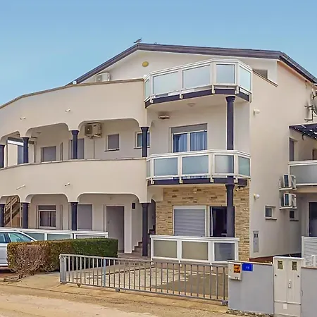 アパート 1 Bedroom In ヴィル