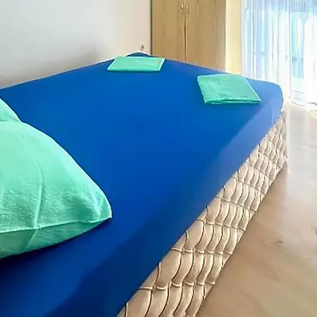 1 Bedroom In Апартаменты Вир