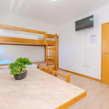 Apartman In With House Sea View Vir