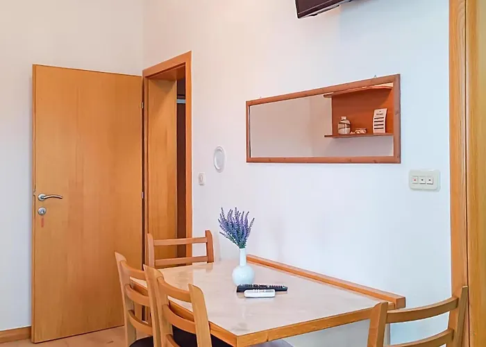 1 Bedroom In Апартаменты *
