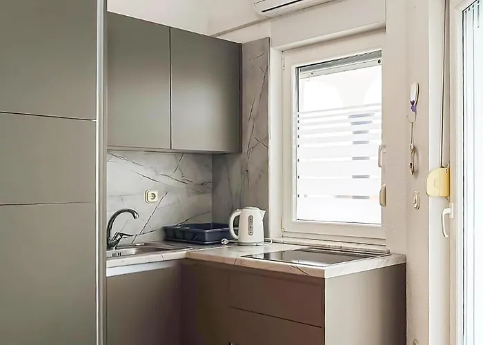 1 Bedroom In *