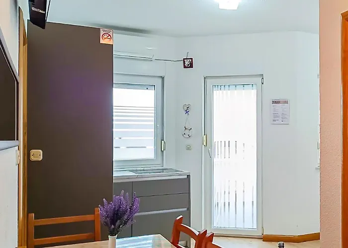 Апартаменты 1 Bedroom In