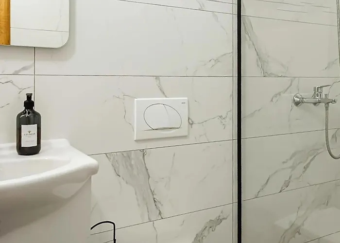 Апартаменты 1 Bedroom In Вир